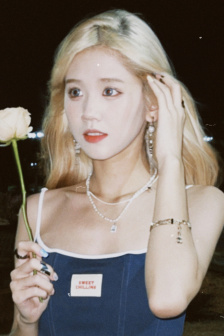 美女比基尼